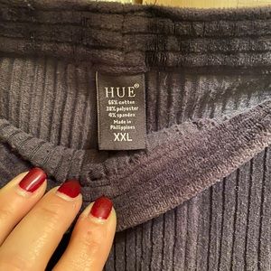 ‼️ SALE ‼️Great Condition HUE Jeggings